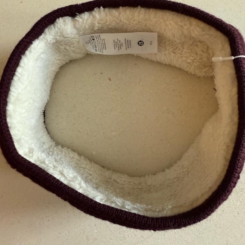 NWT Lululemon Cozy Ear Warmer in Cassis - Picture 3 of 4